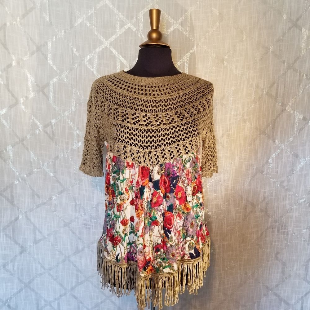 Selfie Culture Boho Tunic Top Women's Small Boho Fringed Floral